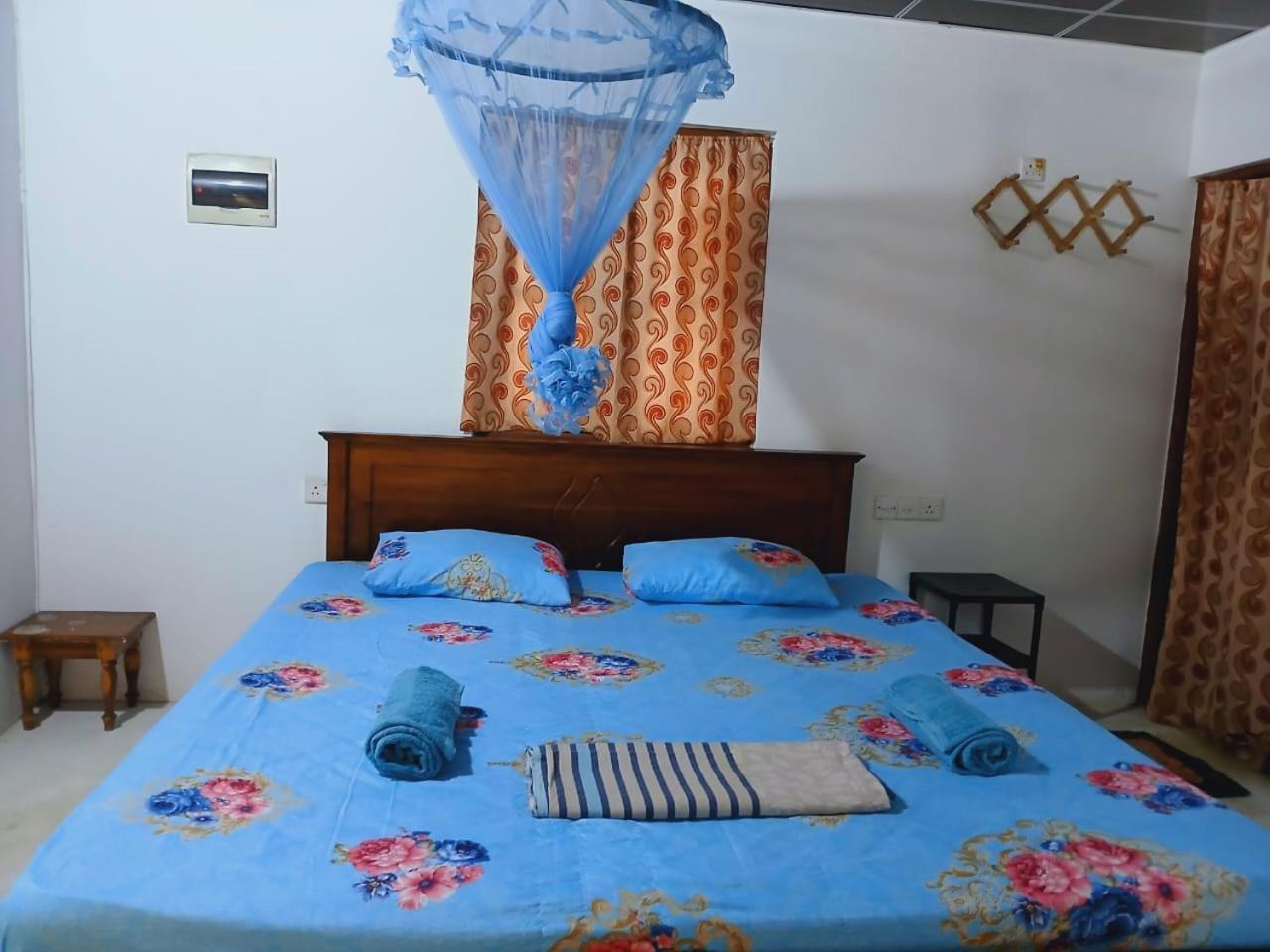 Dolphin Village Alankuda Ngoại thất bức ảnh