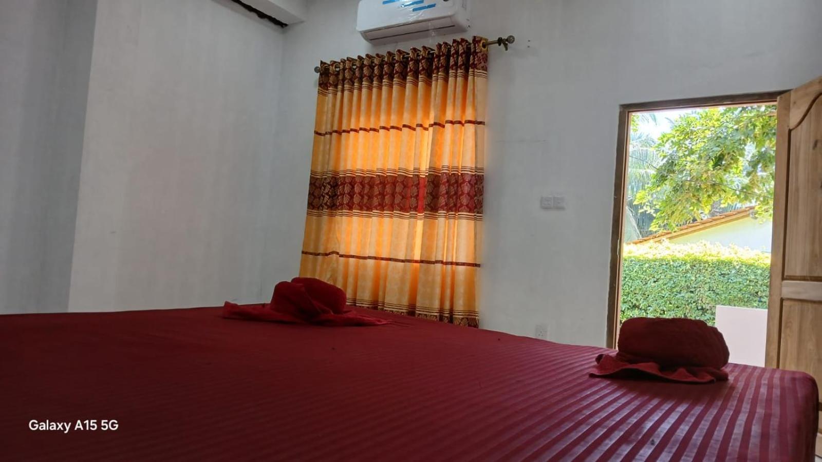 Dolphin Village Alankuda Ngoại thất bức ảnh