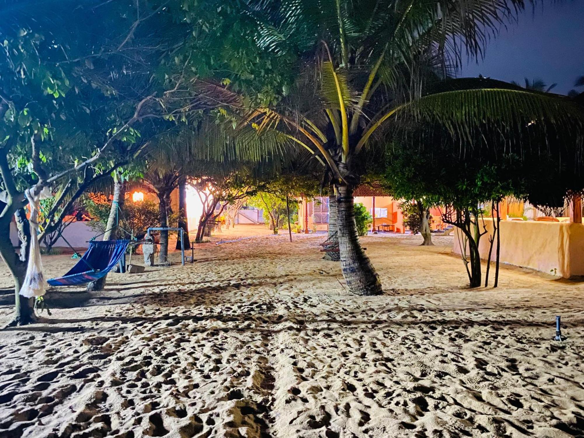 Dolphin Village Alankuda Ngoại thất bức ảnh
