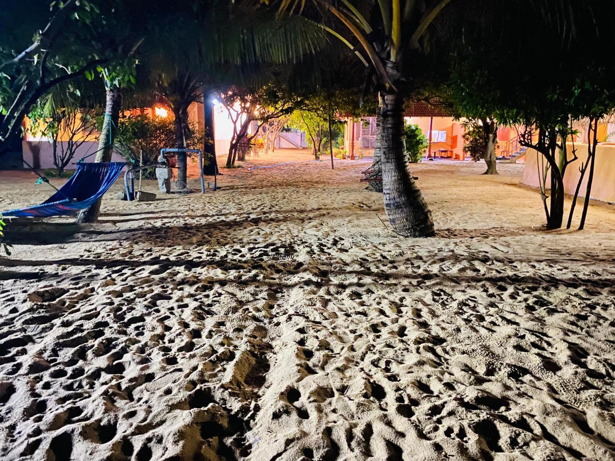 Dolphin Village Alankuda Ngoại thất bức ảnh